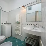 Casa Ventrosa, Διαμέρισμα *