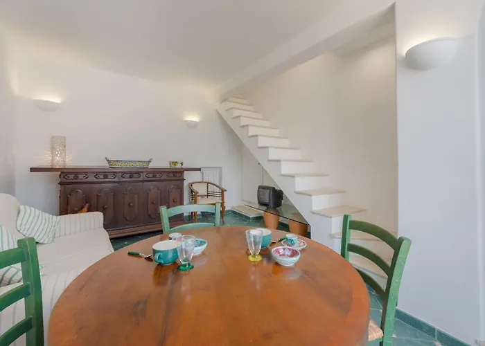 Casa Ventrosa, * アナカプリ